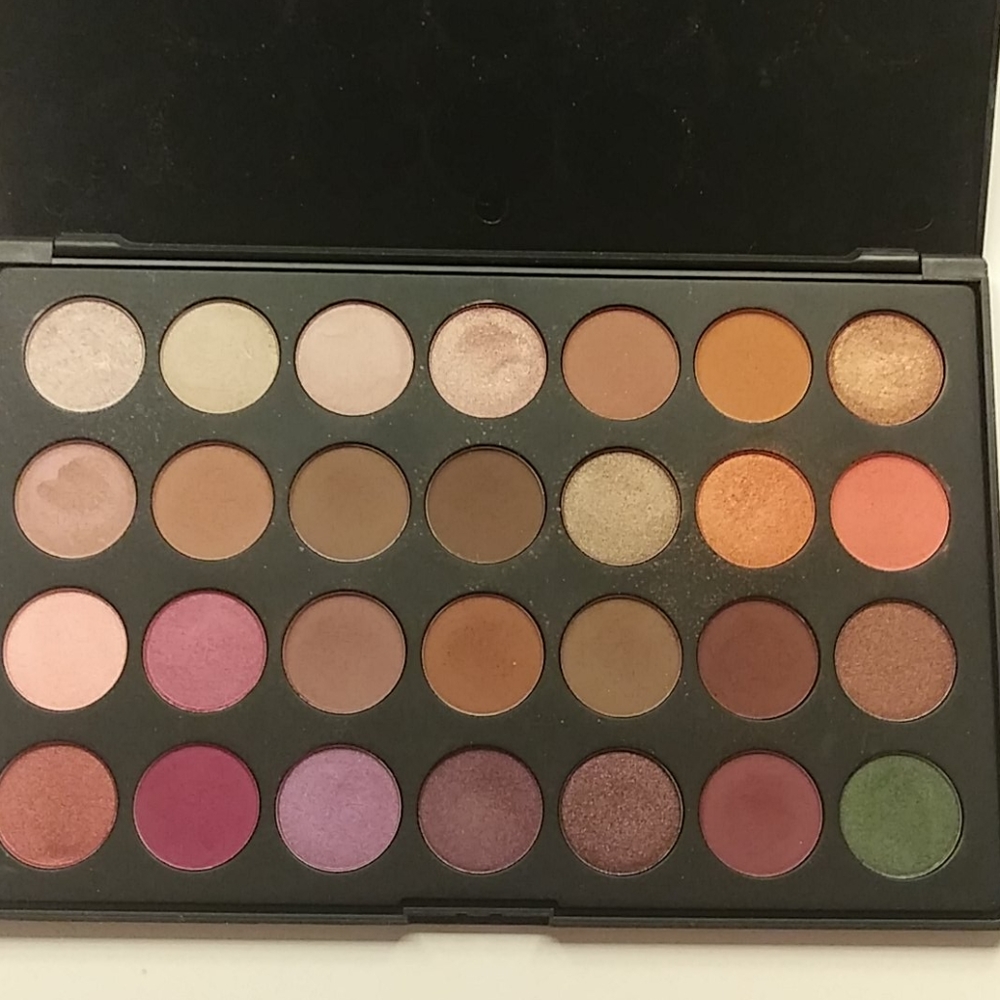 Jaclyn Hill Favorites Palette by Morphe